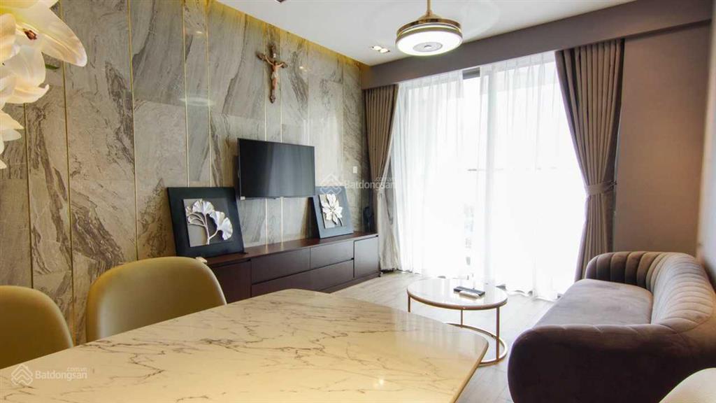 Bán gấp căn hộ newton, phú nhuận, 102m2, 3pn, tặng nt, giá 8.2tỷ nhà đẹp, view đông  0903 833 ***