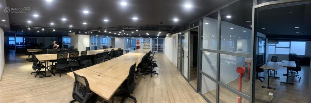 Cần cho thuê sàn văn phòng 400m2 full nội thất, giá tốt nhất khu trung tâm   0906 970 ***