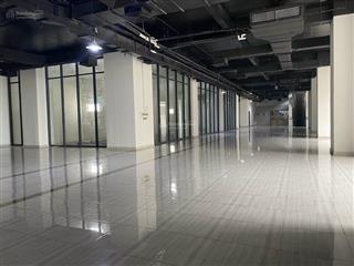 Cần cho thuê sàn văn phòng 5002.000m2/tầng (có cắt lẻ), sàn hoàn thiện + giá tốt   0906 970 ***