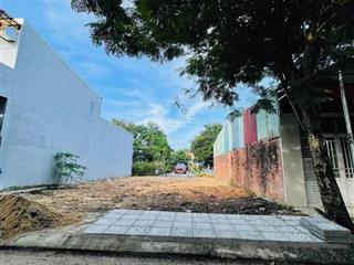 Bán lô đất kẹp đường luồn 1,5m. khu phố chợ thanh quýt. điện bàn quảng nam