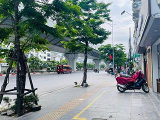 Bán mặt phố hoàng cầu trung tâm đống đa gần ô chợ dừa  xây toà building  220m mt 13m hơn 80tỷ