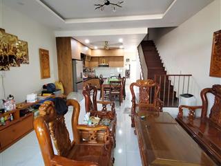 Bán nhà 3 tầng  vị trí siêu gần biển non nước  ngũ hành sơn, đà nẵng.  0905 257 ***