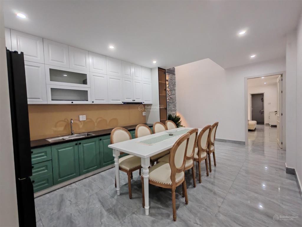 Villa nghỉ dưỡng đẳng cấp sát biển mỹ khê, dòng tiền 50tr/tháng full nội thất hồ bơi riêng