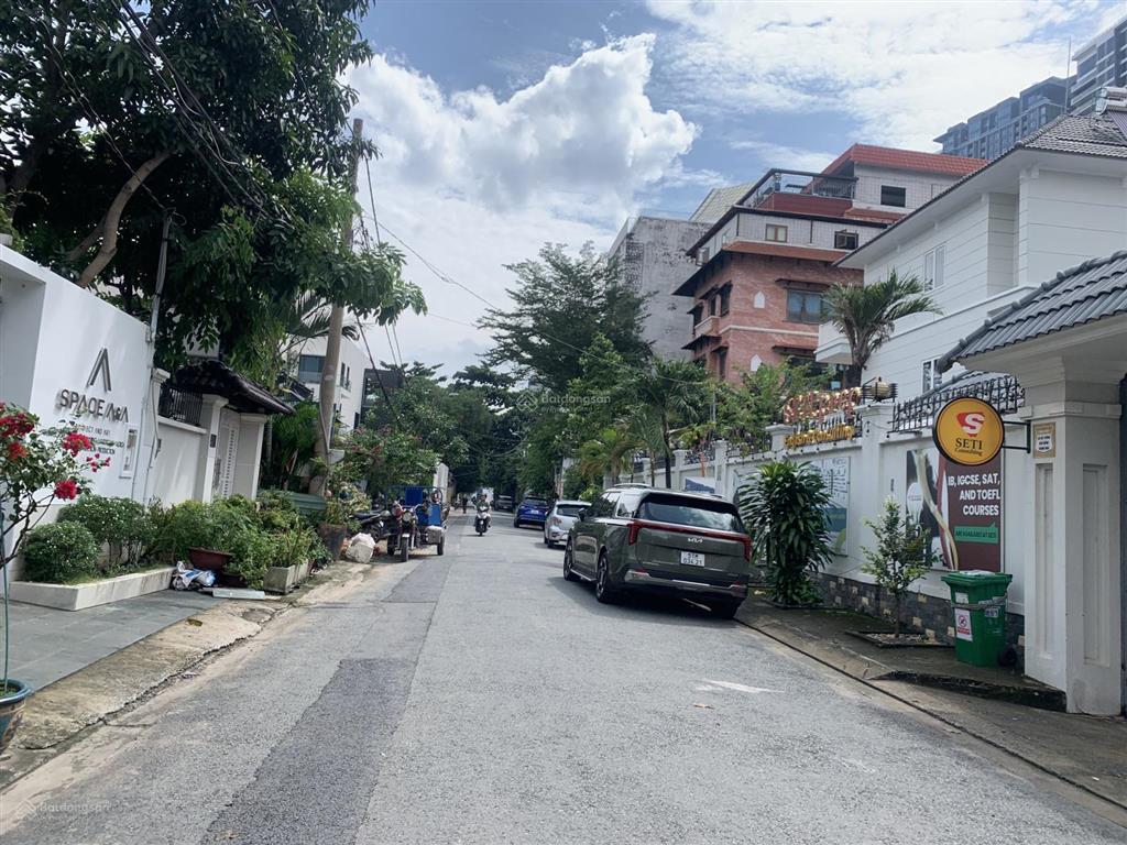 Nhà biệt thự vip trần ngọc diện 215m2 ngang 10m hiếm, đa dạng mục đích sử dụng, sđcc, chỉ 45 tỷ