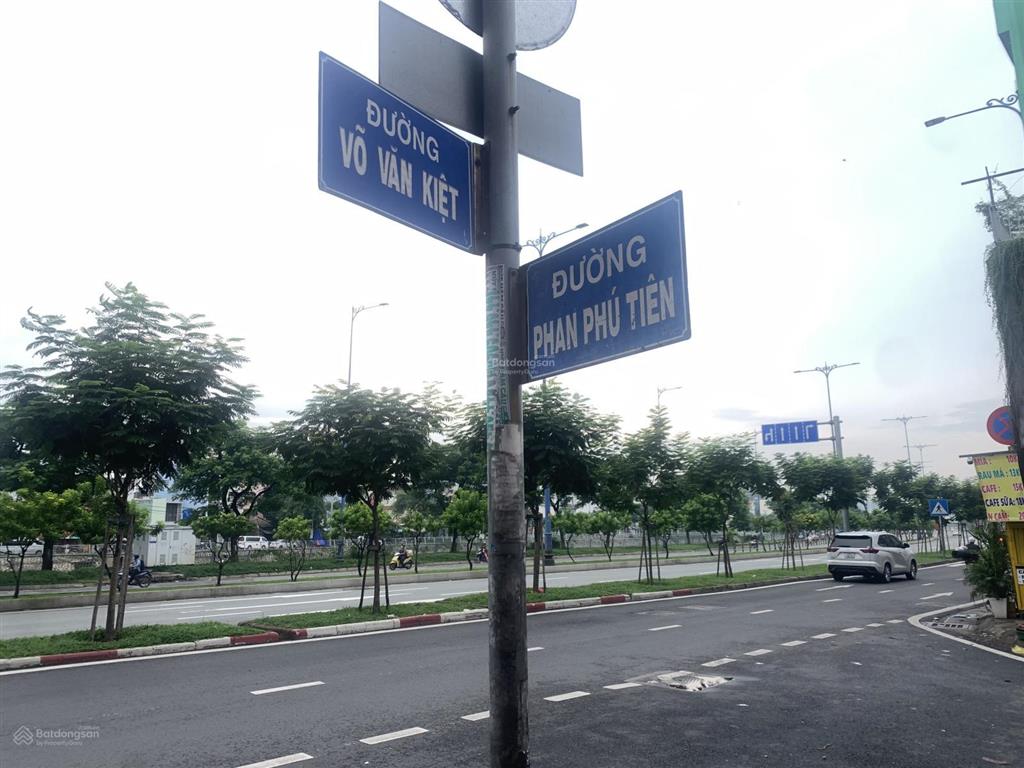 Nhà mặt tiền phan phú tiên quận 5, dt 83m2 xây 3 lầu, ngang 4m, kinh doanh đỉnh, sđcc, chỉ 21.5 tỷ