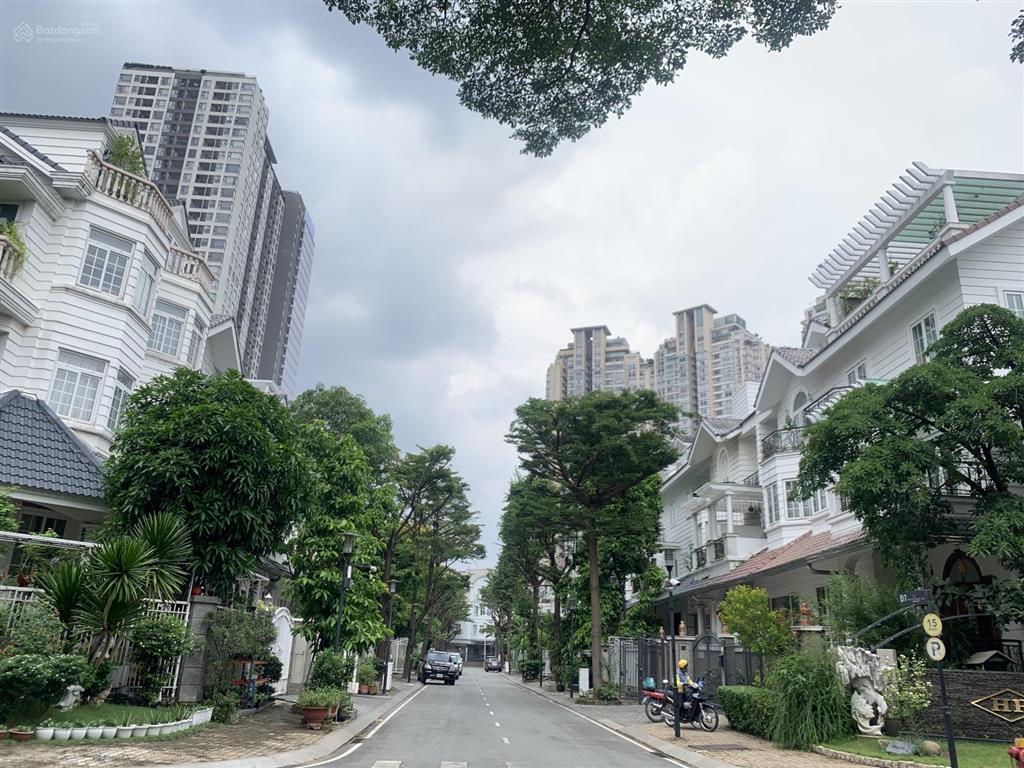 Nhà biệt thự lô góc saigon pearl 279m2 kc 3 tầng có hầm, góc mt 22m, hiếm đỉnh view sông, 280 tỷ