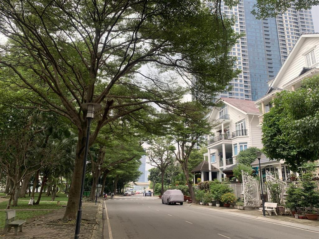 Nhà biệt thự lô góc saigon pearl 279m2 kc 3 tầng có hầm, góc mt 22m, hiếm đỉnh view sông, 280 tỷ