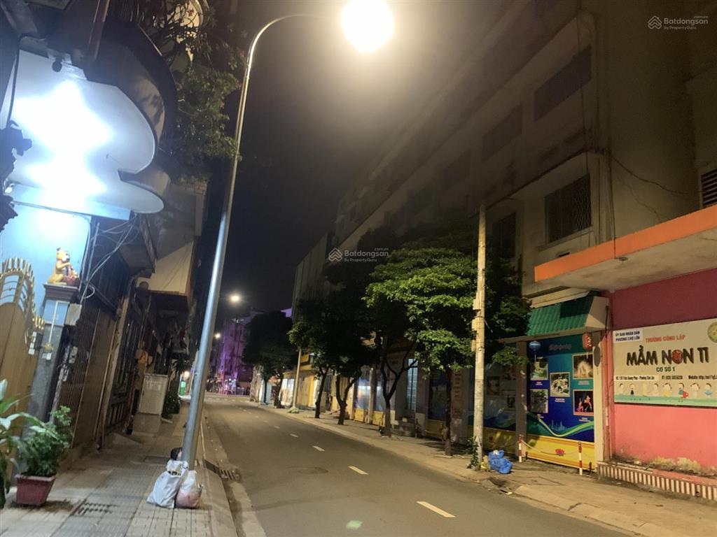 Mặt tiền triệu quang phục quận 5, đường rộng vỉa hè, căn góc, dt 47m2 xây 3 lầu, mt 4m, chỉ 20 tỷ