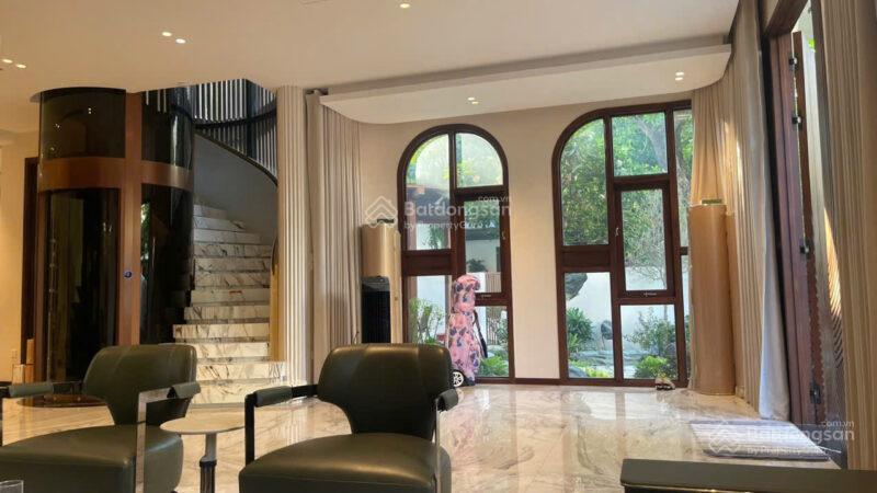 Không còn căn thứ 2 biệt thự góc 2mt ubnd hành chính tp.thủ đức 303m2. giá siêu mềm chỉ 68 tỷ!!