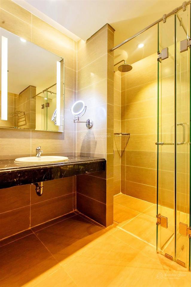 Qua mỹ định cư, chính chủ bán căn 2pn tầng cao view trực diện biển  cho thuê 7%/năm  giá sập hầm
