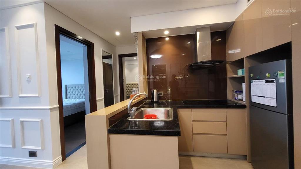 Qua mỹ định cư, chính chủ bán căn 2pn tầng cao view trực diện biển  cho thuê 7%/năm  giá sập hầm