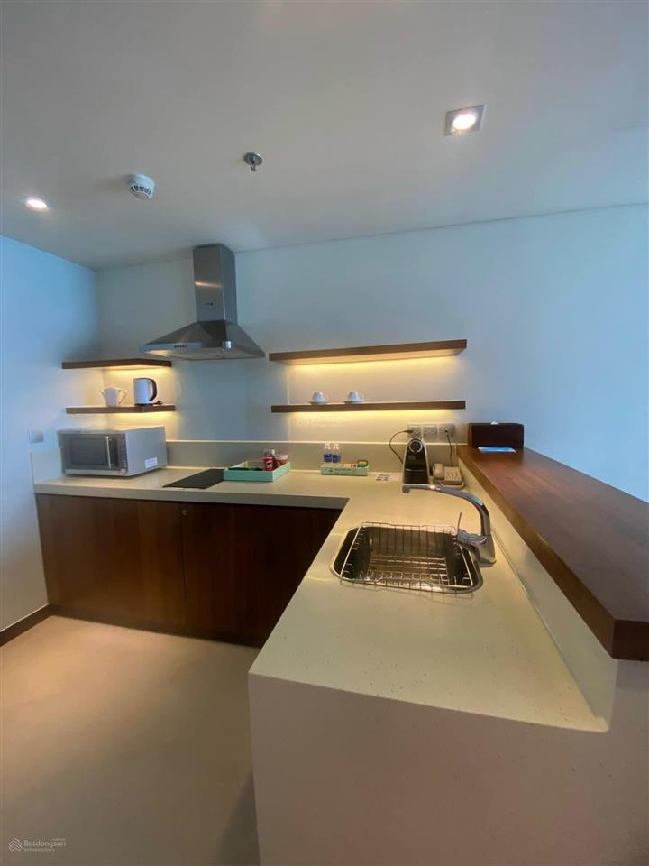 Ví lí do cá nhân tôi là cần bán căn 2pn tầng cao a la carte, view trực diện biển mỹ khê, đà nẵng