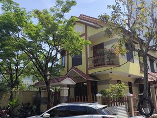 Vì có 1 số việc riêng tôi cần bán gầm nhà tâm huyết, trên lô góc cách biển mỹ khê 500m