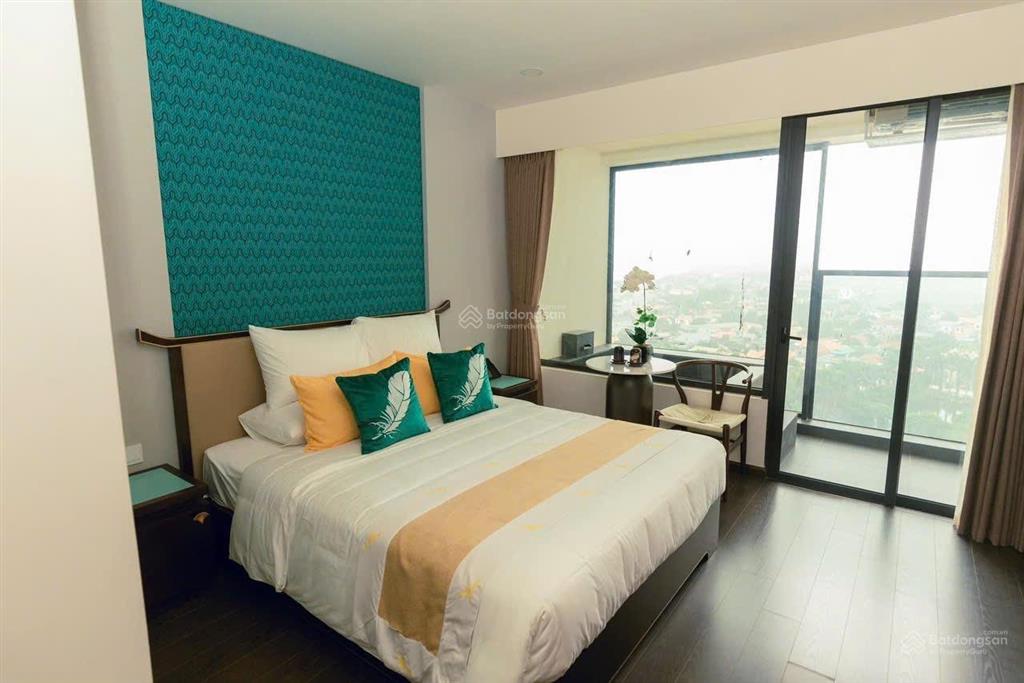 Bán gấp căn hộ khoáng nóng 838tr view công viên tầng trung đủ nội thất