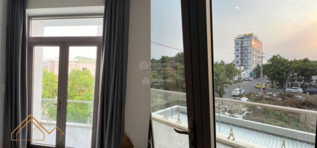 Biệt thự 2 góc mặt tiền bao đẹp tại đống đa, 10,5 tỷ, 360m2, 4pn, 5wc, rạch giá, kiên giang