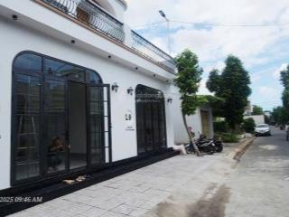 Bán cặp nhà phố hiện đại  khu tái định cư vĩnh quang mới hoàn toàn full nội thất giá chỉ 3.1 tỷ
