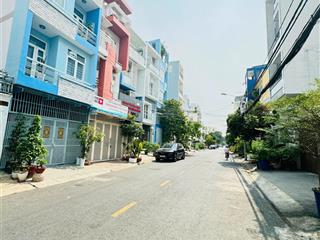 Bán nhà 4x18m, 1lầu giá 11.8tỷ, mt kinh doanh đường số 11 p.tân kiểng kế lotte  quận 7