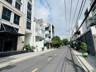 Bán nhà đẹp 4.4m x 20m, 4 tầng, giá 16.8 tỷ mặt tiền đường số 45, phường tân quy, quận 7