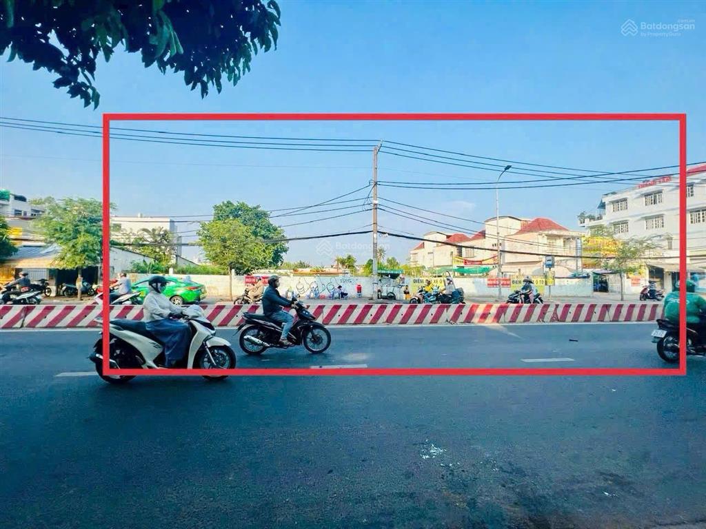 Bán lô đất vip diện tích lớn 46m x 90m, giá 650 tỷ mặt tiền đường huỳnh tấn phát, p. phú mỹ, quận 7
