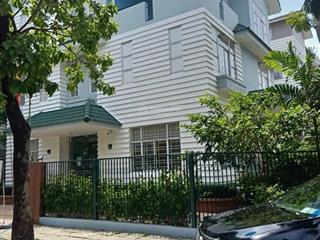 Bán biệt thự 2mt 15x18m, hầm 5tầng có thang máy giá  71tỷ, kdc ven sông p.tân phong, quận 7