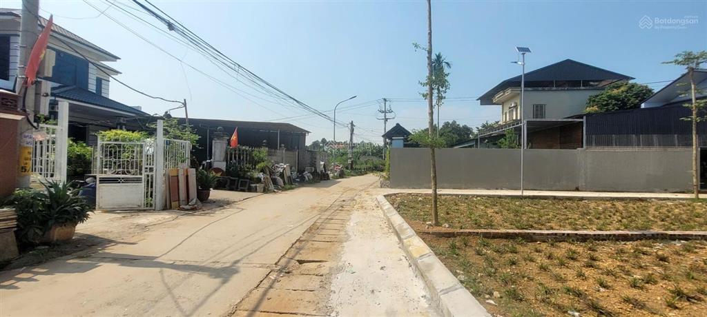 Giá chỉ từ 2 tỷ, đất đô thị hòa lạc, gần ql21 và đường hồ chí minh, diện tích 100m², mặt tiền 5,5m