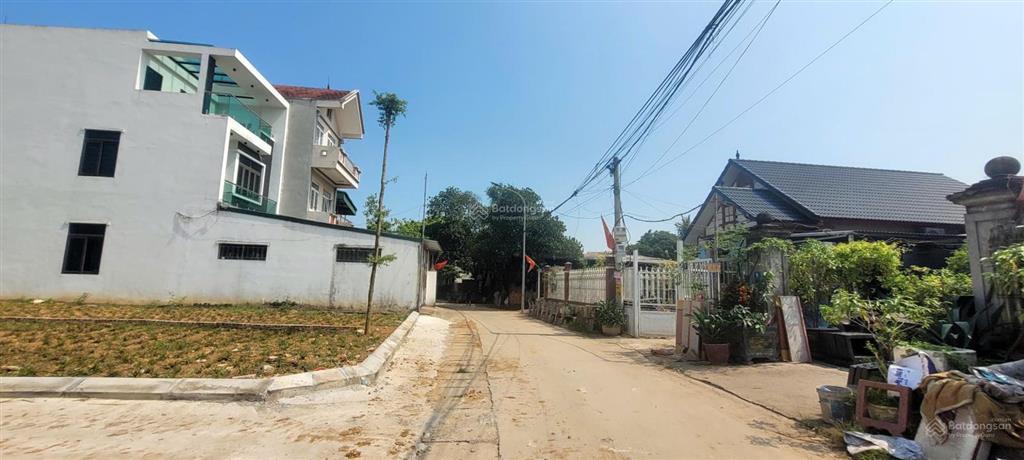 Giá chỉ từ 2 tỷ, đất đô thị hòa lạc, gần ql21 và đường hồ chí minh, diện tích 100m², mặt tiền 5,5m