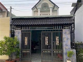 Nhà ngay sát bệnh viện hồng đức, an phú đông 03 dt 60m2 3 phòng sổ sẵn chủ ngộp công chứng