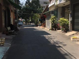 Nhà trọ mặt đường 747 ngay sát kcn nam tân uyên gần ngã tư khánh bình, dt 200m2 có 8 phòng