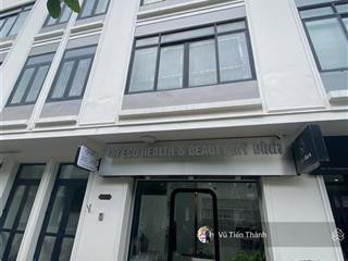 Cho thuê lk vin hàm nghi  ntl, 100m2 x 5t, mt6m. thông sàn, thang máy, đầy đủ đồ cơ bản,...
