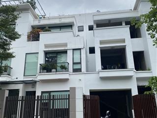 Cho thuê bt nguyễn văn lộc  hà đông, 250m2 đất, xd120m2 x 4 tầng, mt 10m. chia phòng, đủ đh, nl.