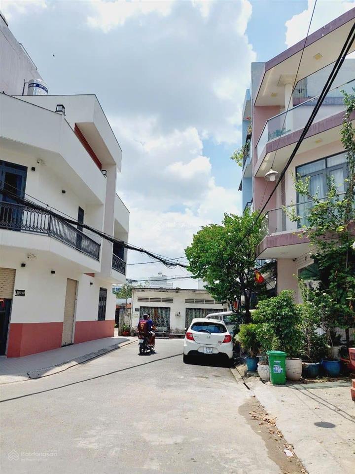 Nhà khu phân lô hxh tránh hoàng bật đạt, tân bình, 4 tầng nhỉnh 7 tỷ