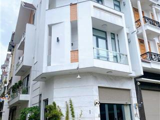 Bán biệt thự 5m50x15m đúc 3 lầu, góc 2 mặt tiền đường 10m, cống lở, tb