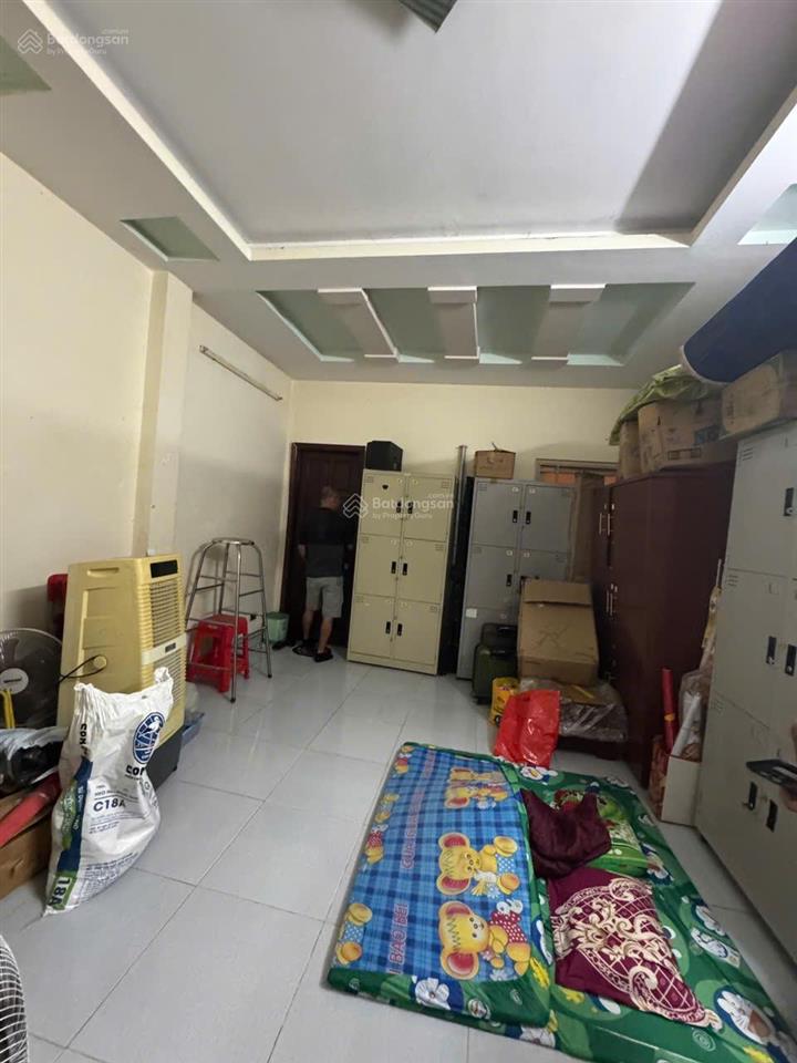 Nhà hxh nguyễn sỹ sách, tân bình,ngay chợ tân trụ, 4x16m, 6,5 tỷ