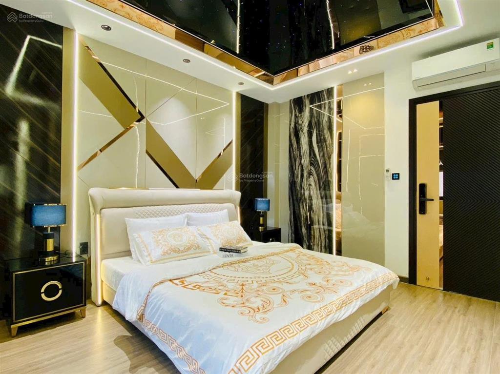 Nhà mới 5 lầu thang máy đường trần thái tông, p. tân sơn, 4x17m hơn 13 tỷ