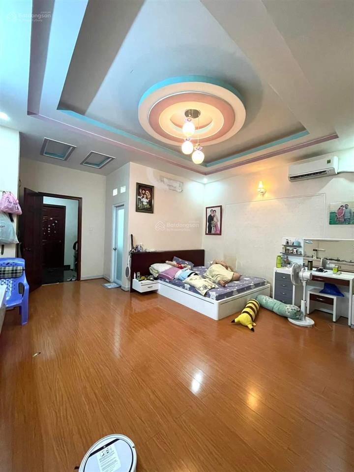 Cần bán nhanh căn nhà đẹp hẻm xe hơi hoàng bật đạt, tân bình 4 lầu nhỉnh 7 tỷ