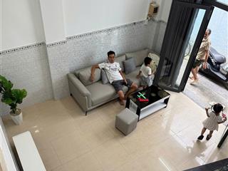 Mua bán nhà quận 4, 55m2 đất, nhà mới đẹp, gần chợ, gần trường, đường đoàn văn bơ !