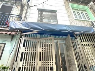 Mua bán nhà quận 4, 5 tầng, dân cư chỉnh trang, hẻm 1/ 4m , sát mặt tiền đường bến vân đồn !