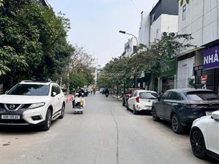 Cần bán gấp siêu phẩm lô góc6 tầng thang máycạnh ngoại giao đoànvị trí không thể thay thế13