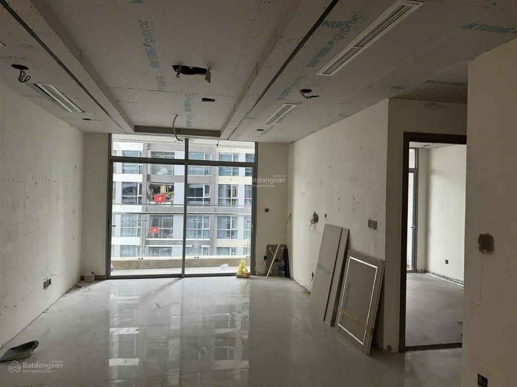 Bán cc vinhomes central park, 15 tỷ vnd, 113m2, 3pn, 2wc, sổ hồng công chứng ngay căn góc view đẹp.