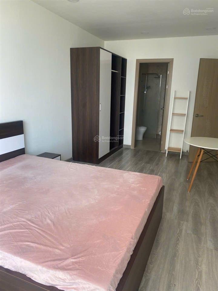 Bán cc riva park, 5,5 tỷ, 82m2, 2pn, 2wc ở nguyễn tất thành, quận 4, tp.hcm chỉ với giá cực chất