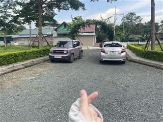 Bán lô góc 3 mặt tiền 316m mặt tiền 20m giá hơn 10 tr/m2 đồng vàng phú mãn quốc oai hà nội