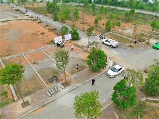 Cần bán lô góc 76m2 mặt 5m view hồ tái định cư đại học quốc gia hà nội.  0973 897 ***
