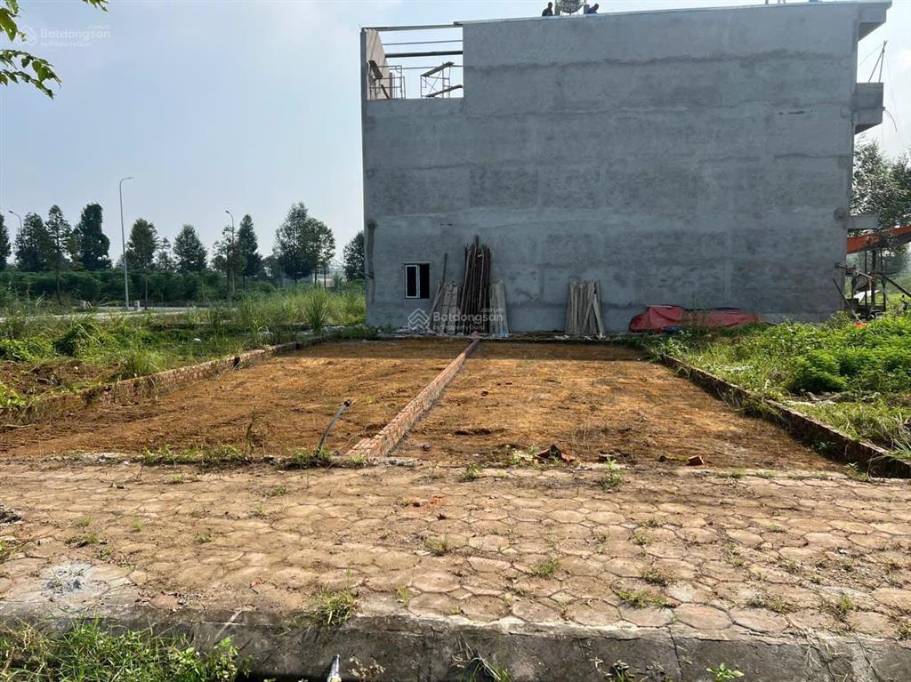 Chính chủ cần tiền bán 100m2 tái định cư đại học quốc gia hà nội giá rẻ đối diện trường học