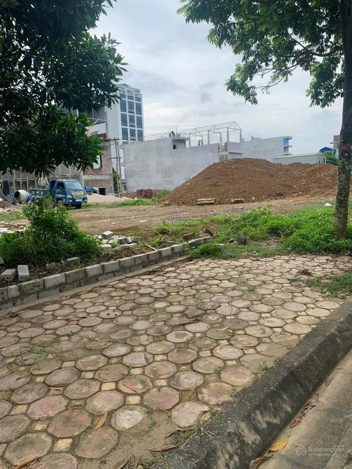 Chính chủ cần tiền bán 100m2 tái định cư đại học quốc gia hà nội giá rẻ đối diện trường học