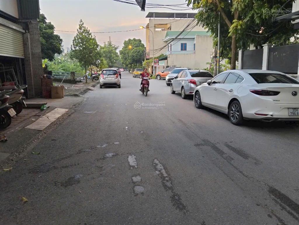 200m mặt đường đôi tái định cư bắc phú cát giá rẻ hơn thị trường 10 giá thạch hoà thạch thất hn