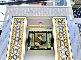 Nhà sân rộng rãi , phun nội thất huỳnh tấn phát, 6,8 tỷ, 60m2, 4pn, 3wc, q7, hcm