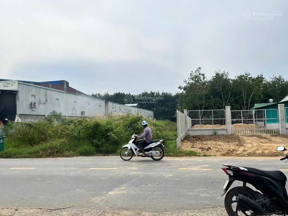 Bán đất mt ngã tư nông trường, 8x72=572m2 651tr đường đang mở rộng 14m, gò dầu tây ninh