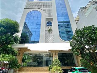 Bán tòa nhà 200m2, 9 tầng mới đẹp, duy tân  trần thái tông, dịch vọng hậu, lô góc 3 mặt thoáng
