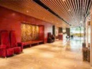 Bán khách sạn phố vip nhất cầu giấy  900m2, 15 tầng  kinh doanh tấp nập doanh thu 30 tỷ/ năm