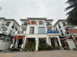 Cần tiền bán gấp liền kề vinhomes riverside 80m2 x 4t 320m2 mặt tiền 5m chỉ 19 tỷ cho thuê 50tr/thg